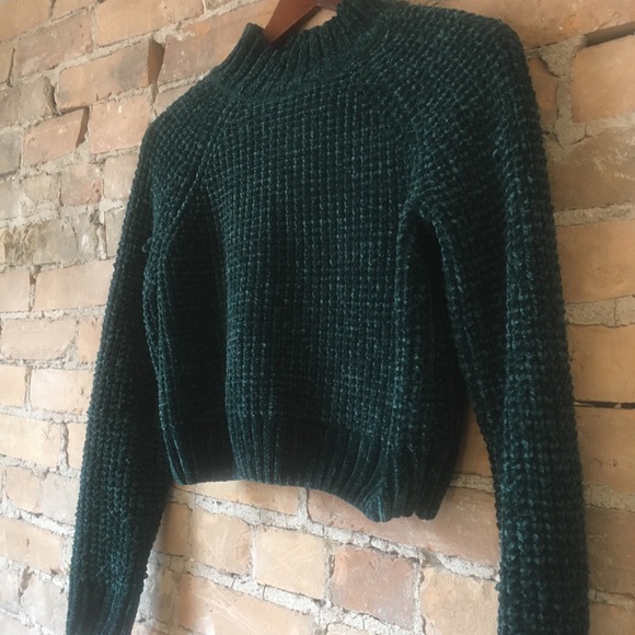 Jewel Green Crop Sweater - Picture 3 of 7